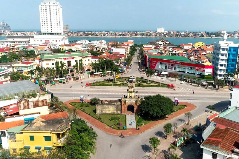 Quảng Bình Quan: Biểu tượng Quảng Bình.