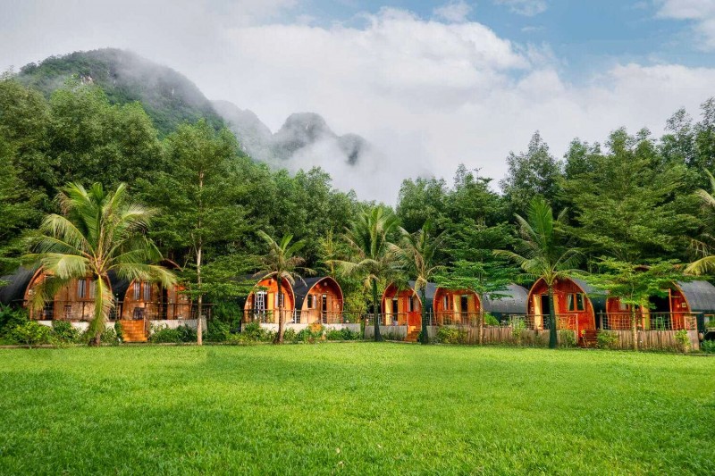 Khu nhà nổi Farmstay theo phong cách Chày Lập.