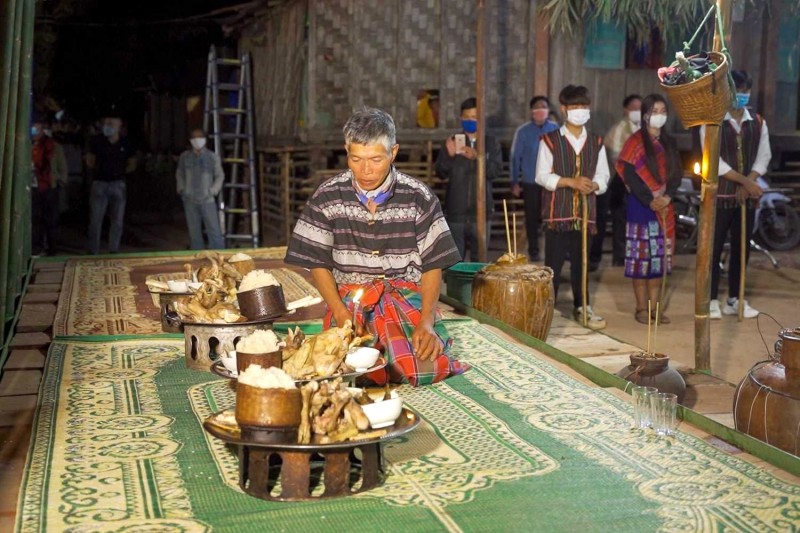  nghi thức trước lễ đập trống Ma-coong