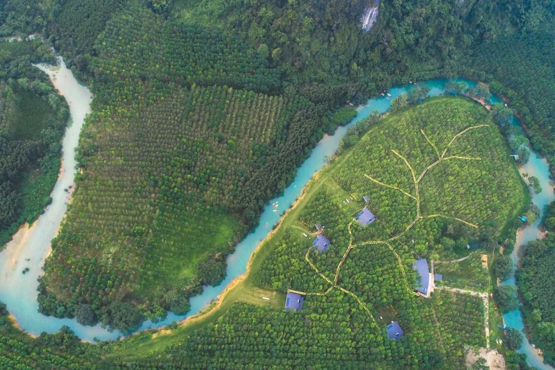 Blue Diamond Camp toàn cảnh