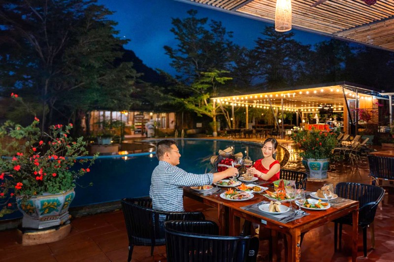 Bữa tối lãng mạn tại Chày Lập Farmstay.